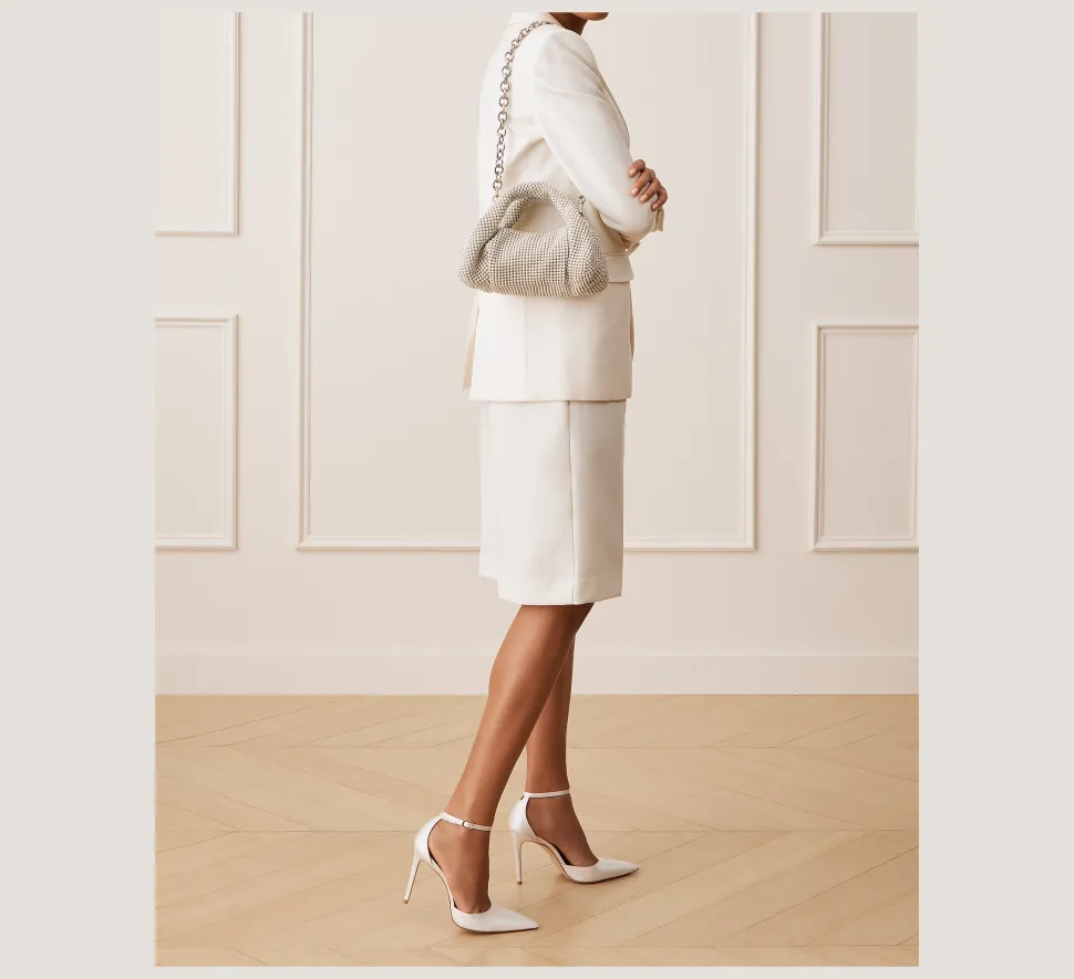 Stuart Weitzman The Occasion Edit|HANDBAGS-CHANGE LOCATION